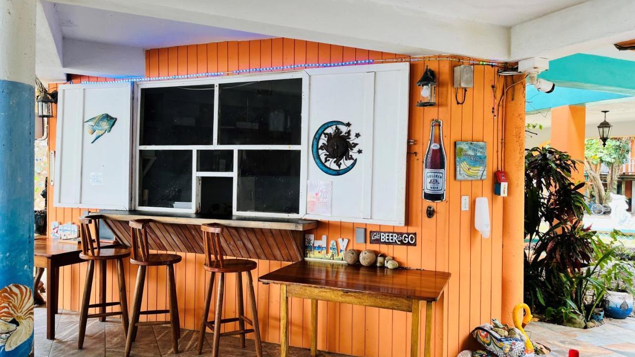 Coral Cove Inn Maya Beach Ngoại thất bức ảnh