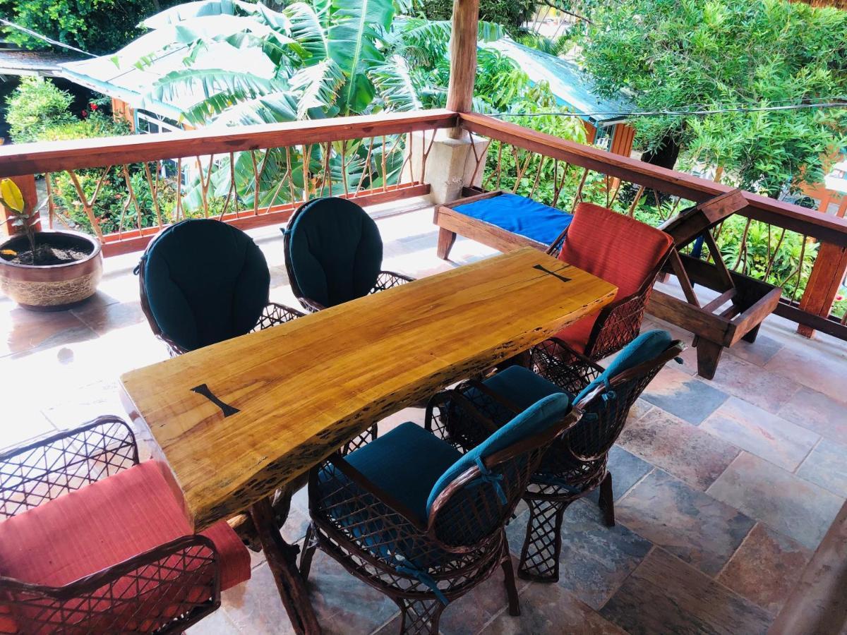Coral Cove Inn Maya Beach Ngoại thất bức ảnh